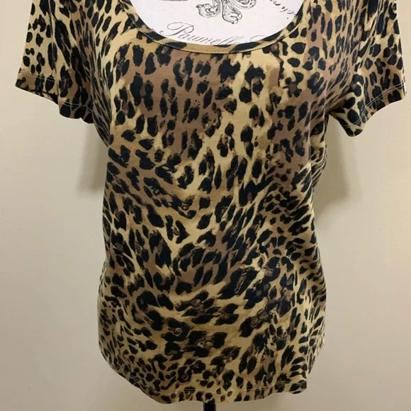 Chaps Leopard Animal Print Short Sleeve Large Top - Picture 3 of 11